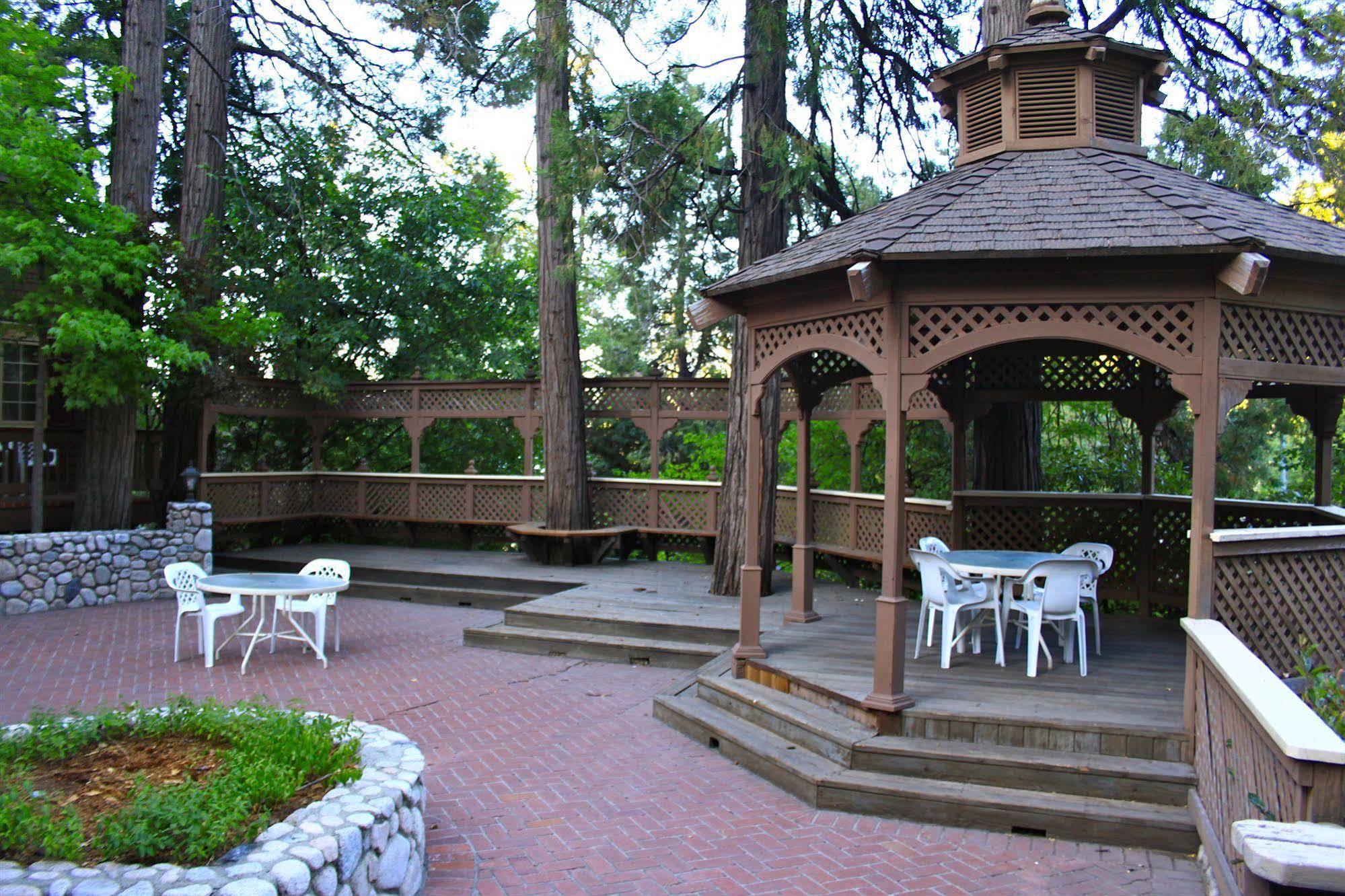 Saddleback Inn At Lake Arrowhead Exterior foto