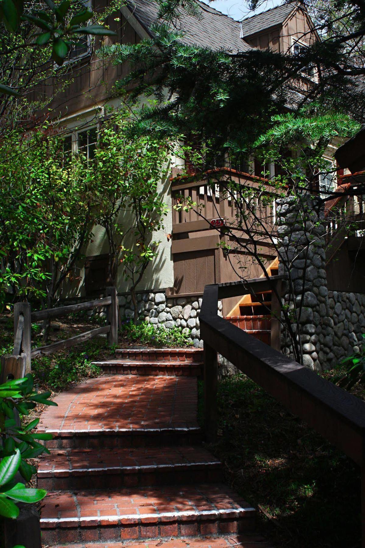Saddleback Inn At Lake Arrowhead Exterior foto